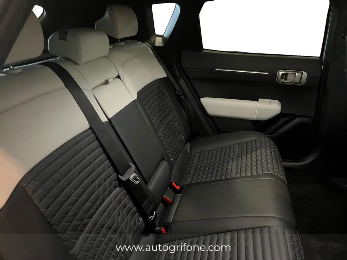 Kia EV4 nuova a Modena (14)