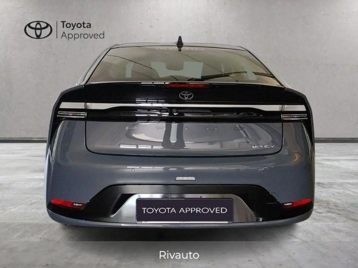 Toyota Prius usata a Como (12)