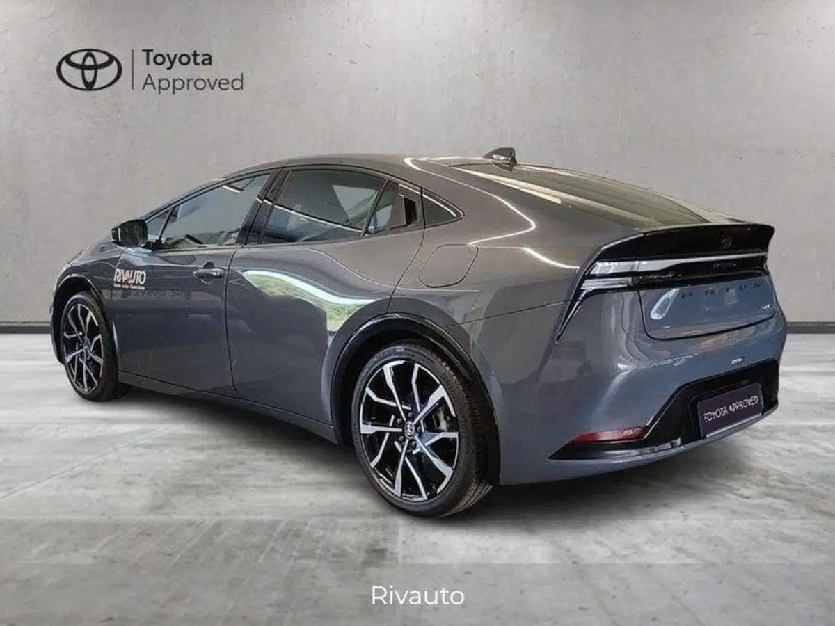 Toyota Prius usata a Como (5)