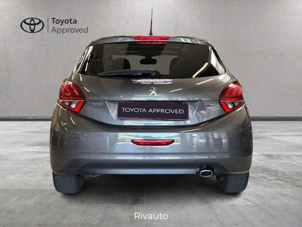 Peugeot 208 usata a Como (11)