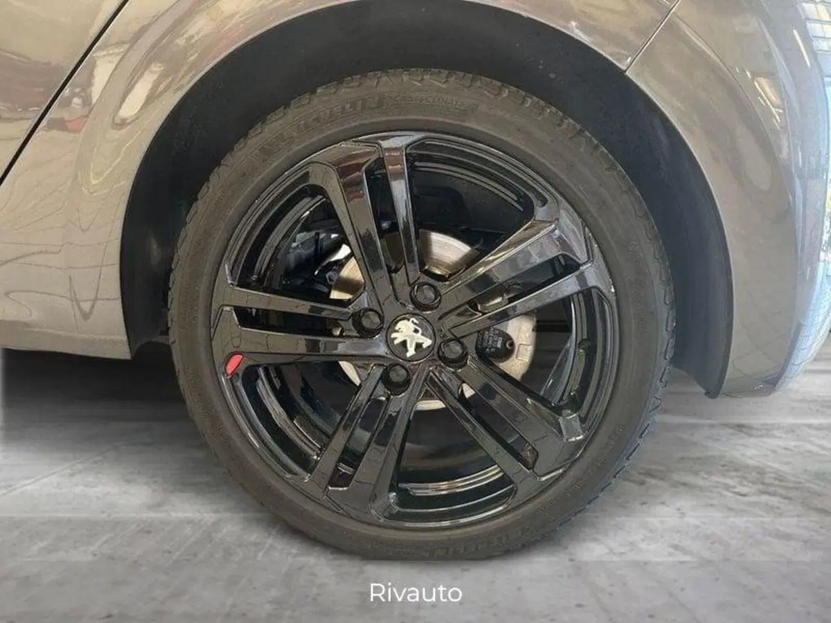 Peugeot 208 usata a Como (13)