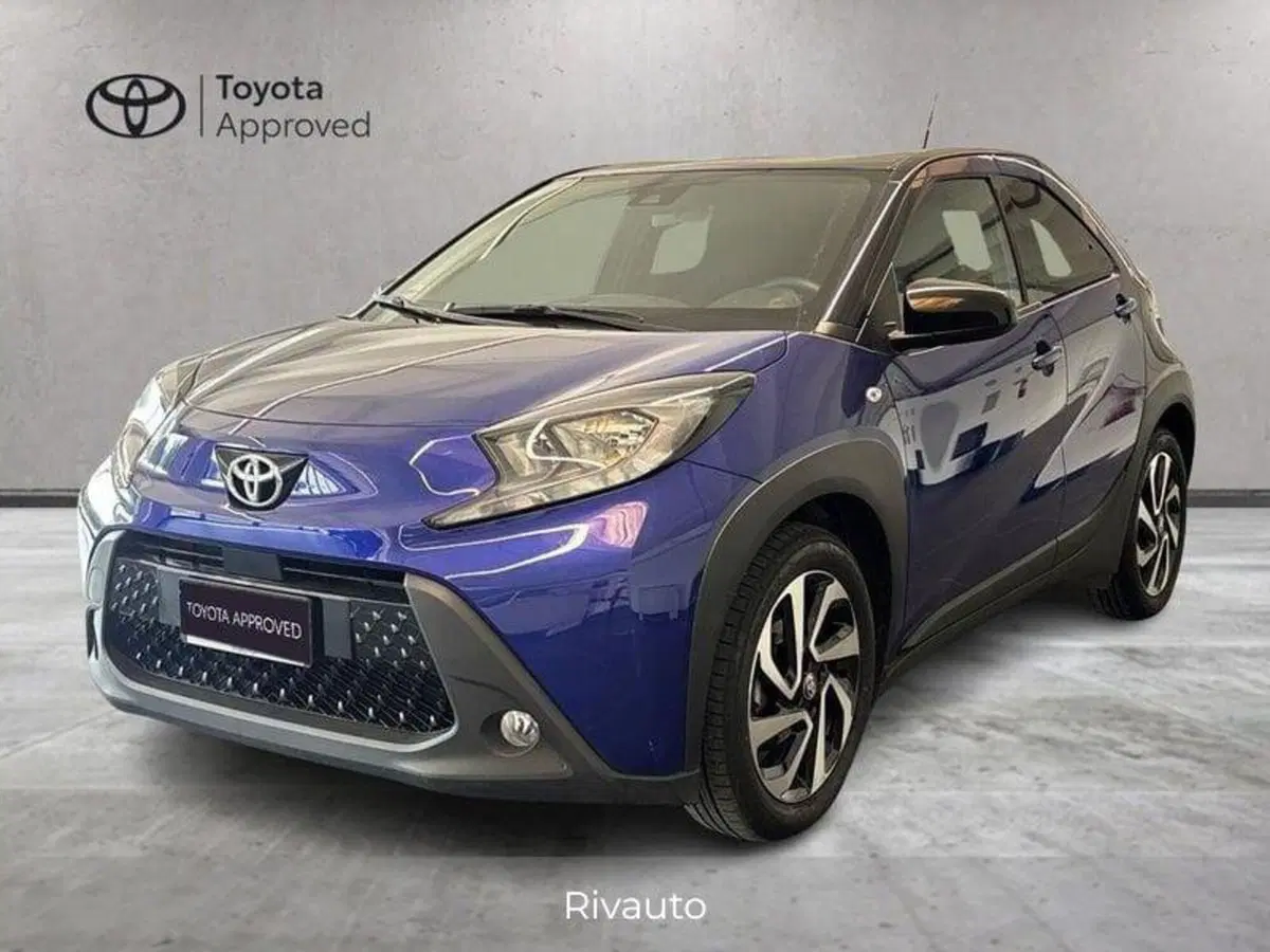 Toyota Aygo X usata a Como