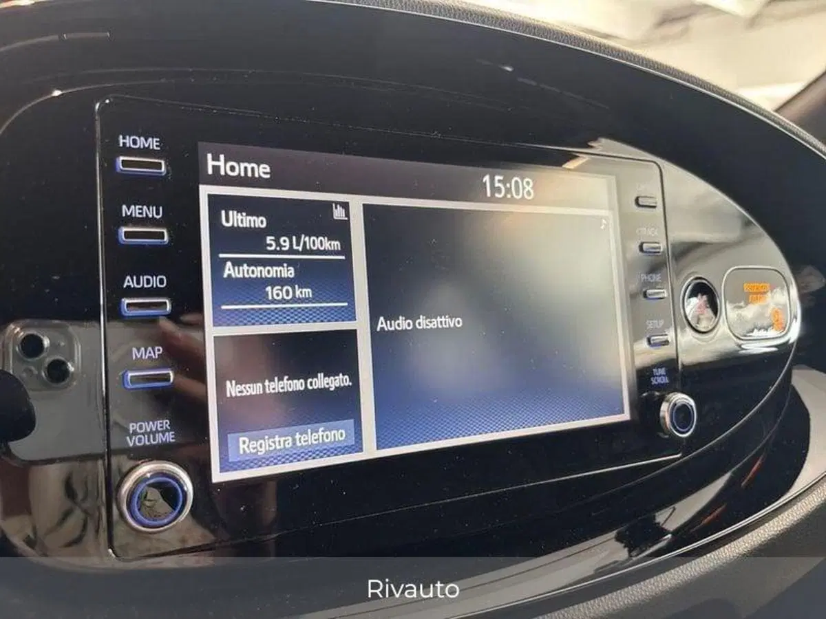 Toyota Aygo X usata a Como (10)