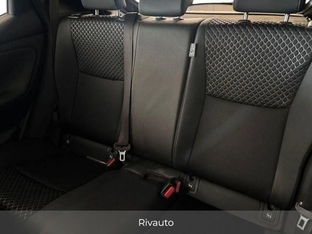 Toyota Yaris usata a Como (11)
