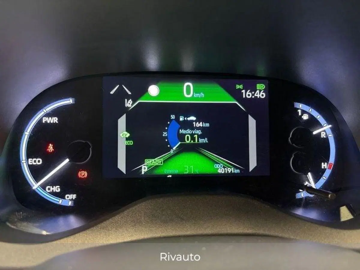 Toyota Yaris Cross usata a Como (9)