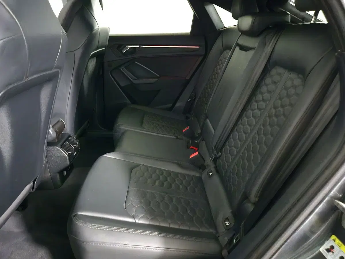 Audi RS Q3 Sportback usata a Alessandria (7)