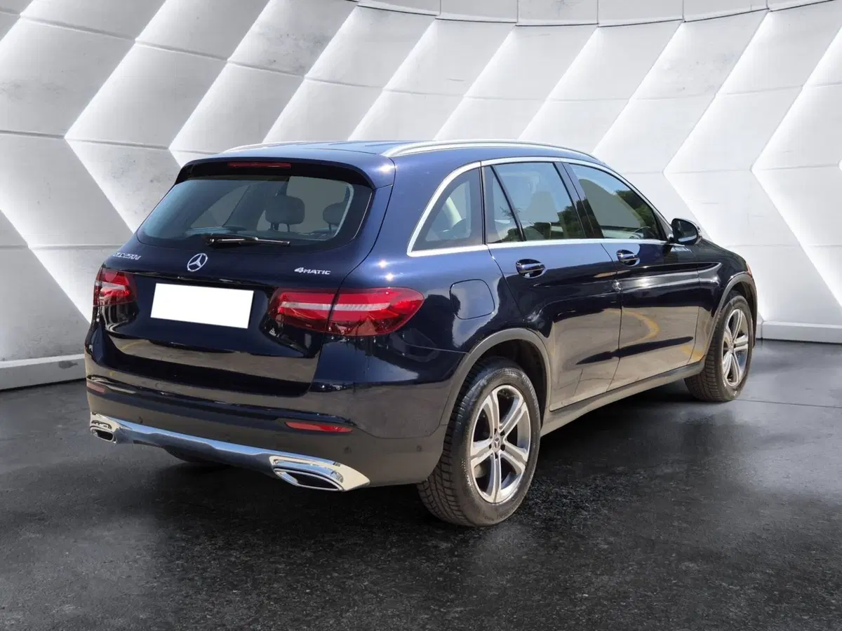 Mercedes-Benz GLC SUV usata  (4)