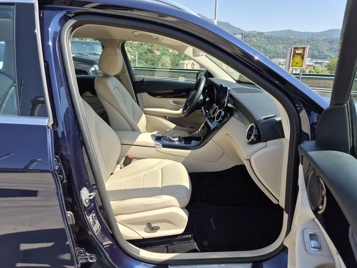 Mercedes-Benz GLC SUV usata  (9)