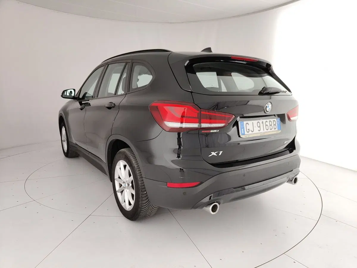 BMW X1 usata a Caserta (9)