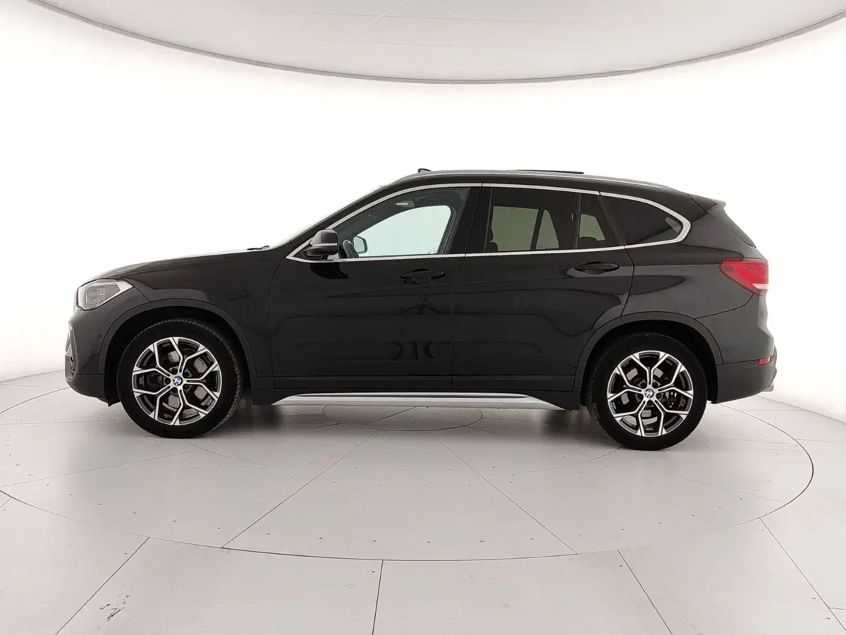BMW X1 usata a Caserta (8)