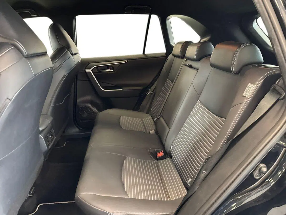 Toyota Rav4 usata a Prato (11)