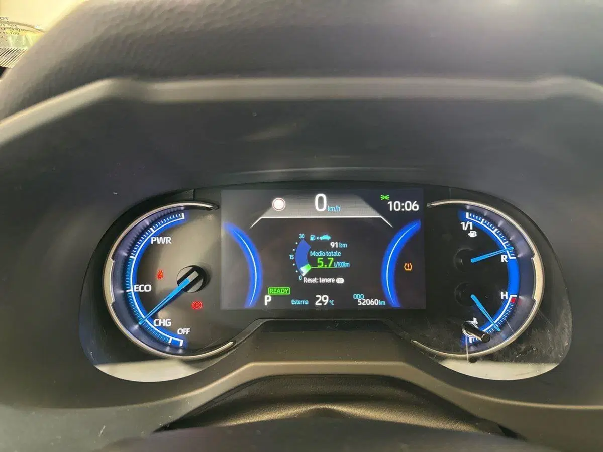 Toyota Rav4 usata a Prato (9)