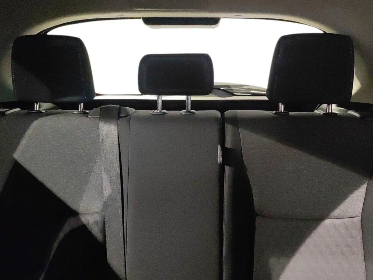Toyota Yaris usata a Milano (12)