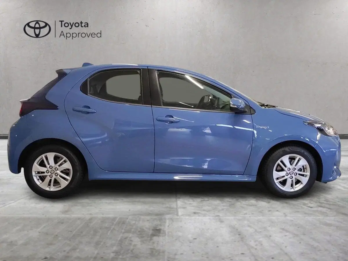 Toyota Yaris usata a Milano (5)