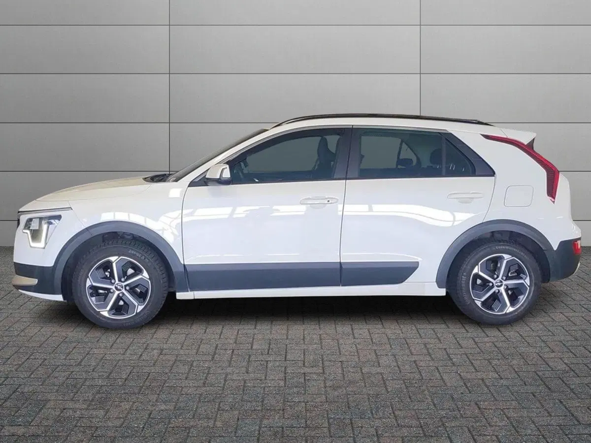 Kia Niro usata a Milano (3)