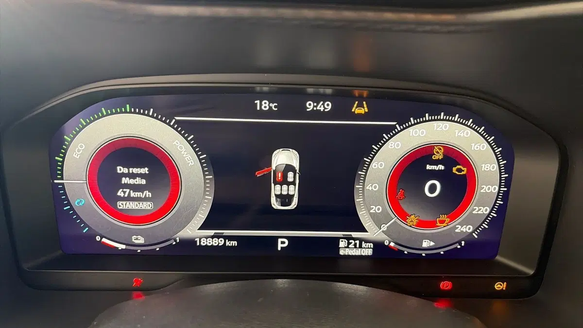 Nissan Juke usata a Viterbo (9)