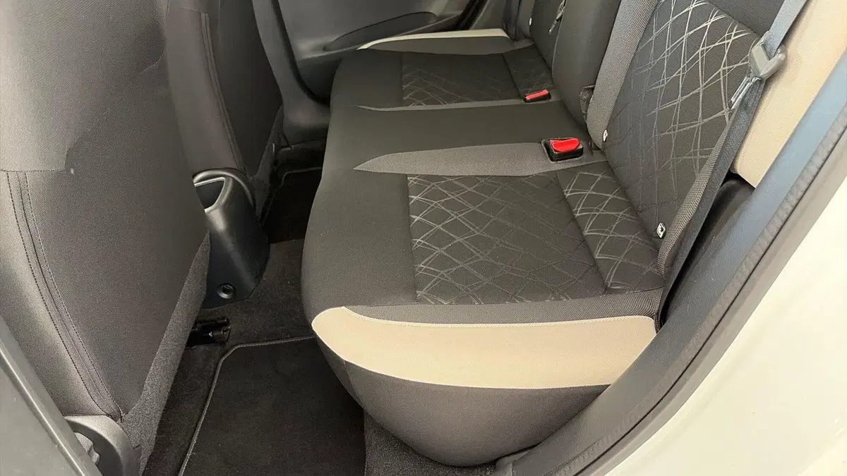 Nissan Micra usata a Viterbo (11)
