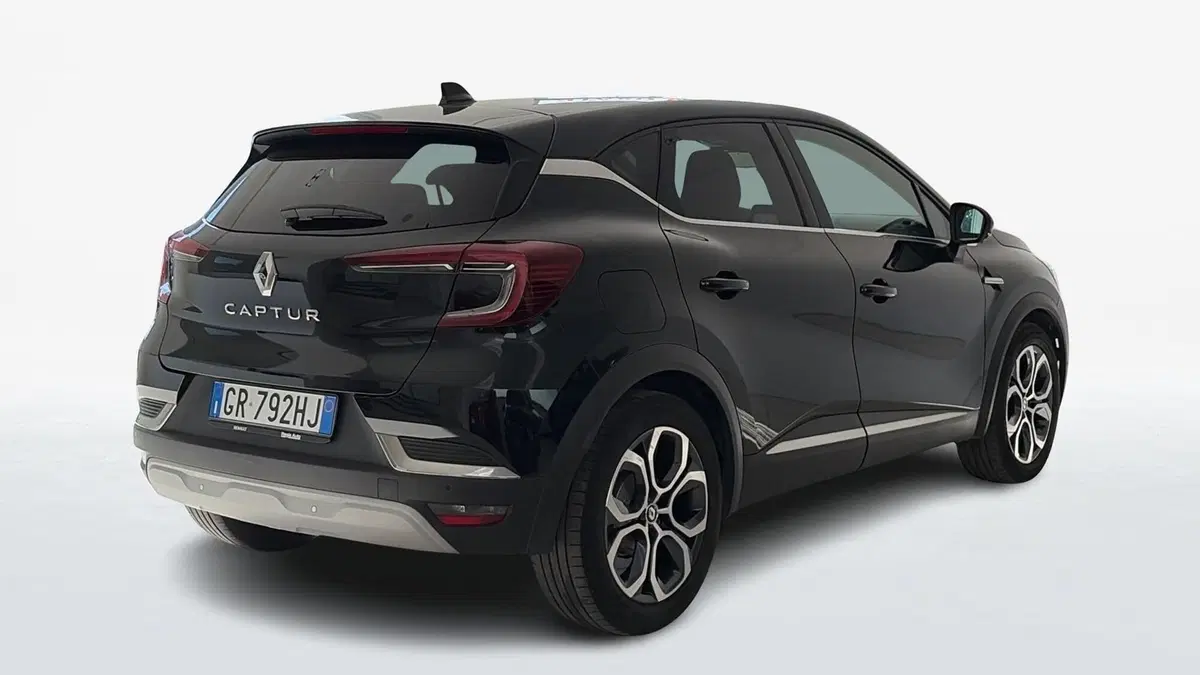 Renault Captur usata a Viterbo (2)