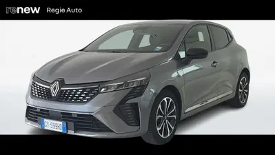 Renault Clio TCe 90 CV 5 porte Techno del 2025 usata a Viterbo