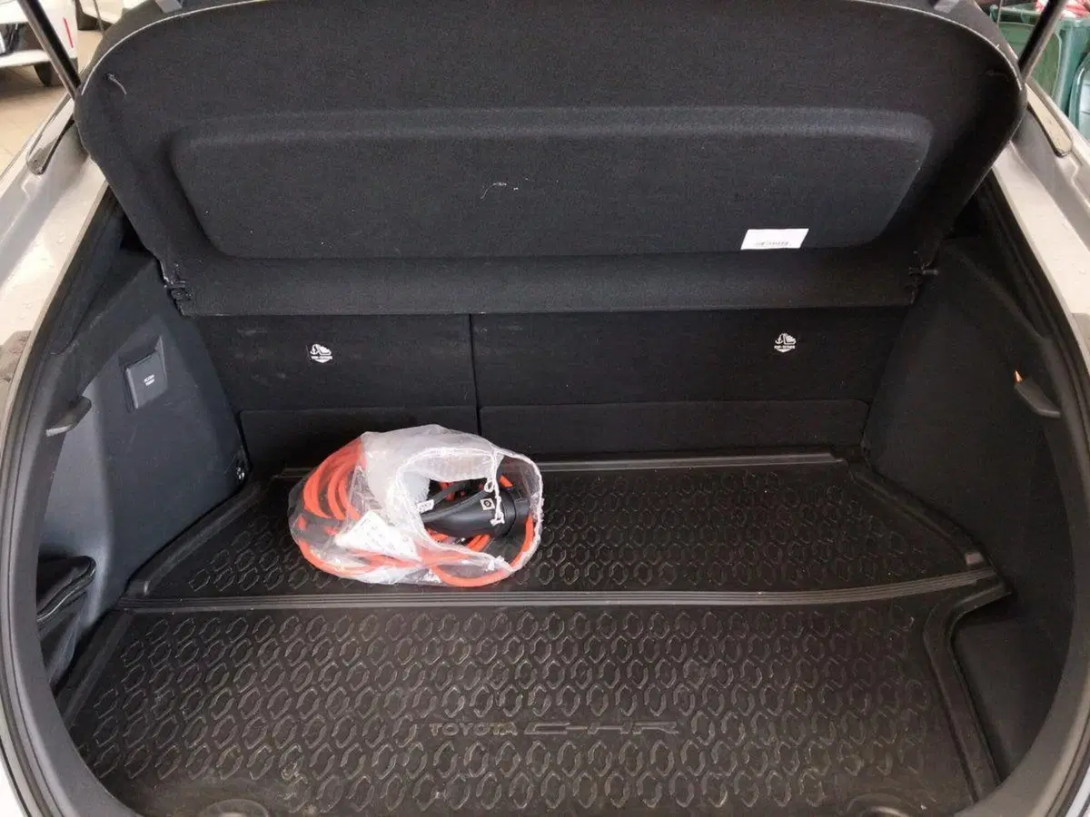 Toyota Toyota C-HR usata a Roma (5)