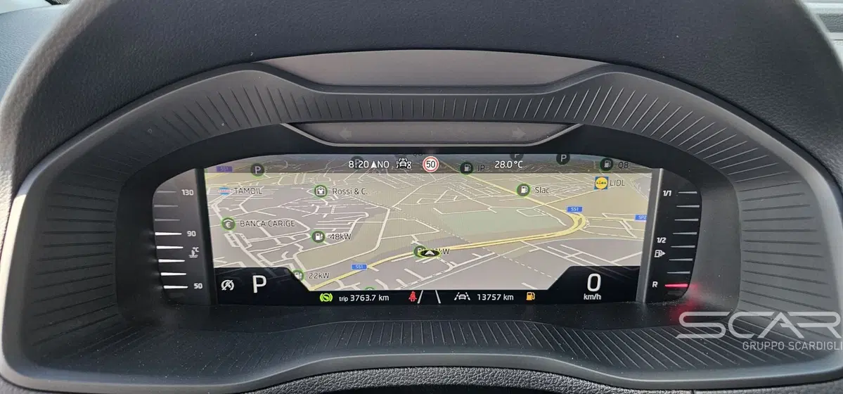 Skoda Karoq usata a Livorno (16)