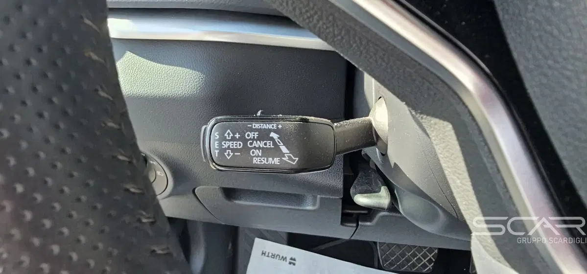 Skoda Karoq usata a Livorno (18)