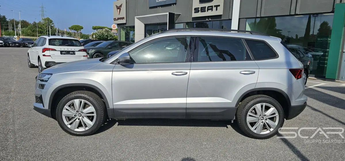 Skoda Karoq usata a Livorno (2)