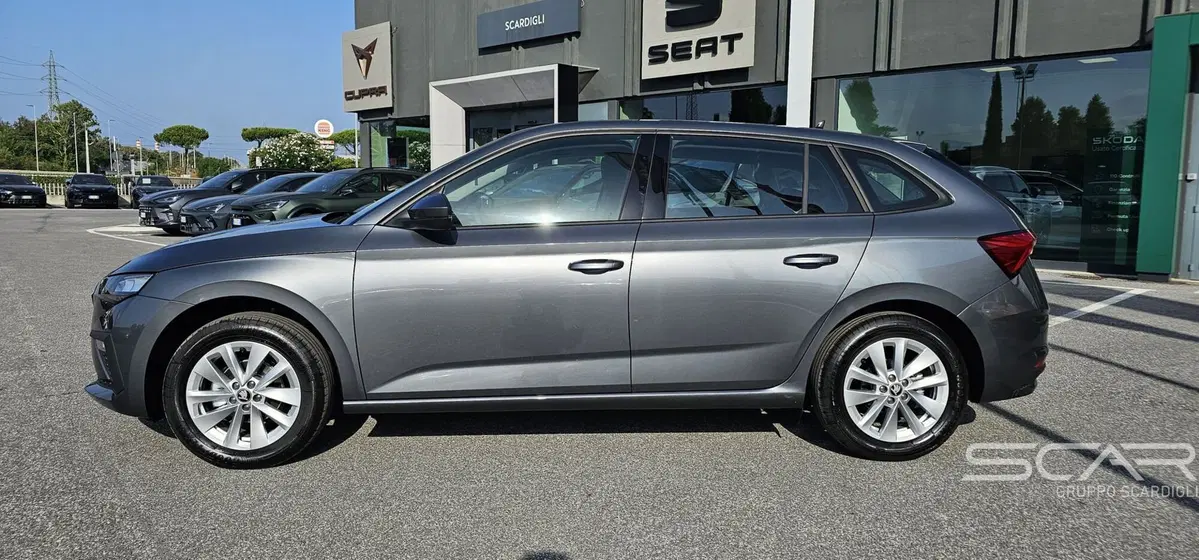 Skoda Scala nuova a Livorno (2)