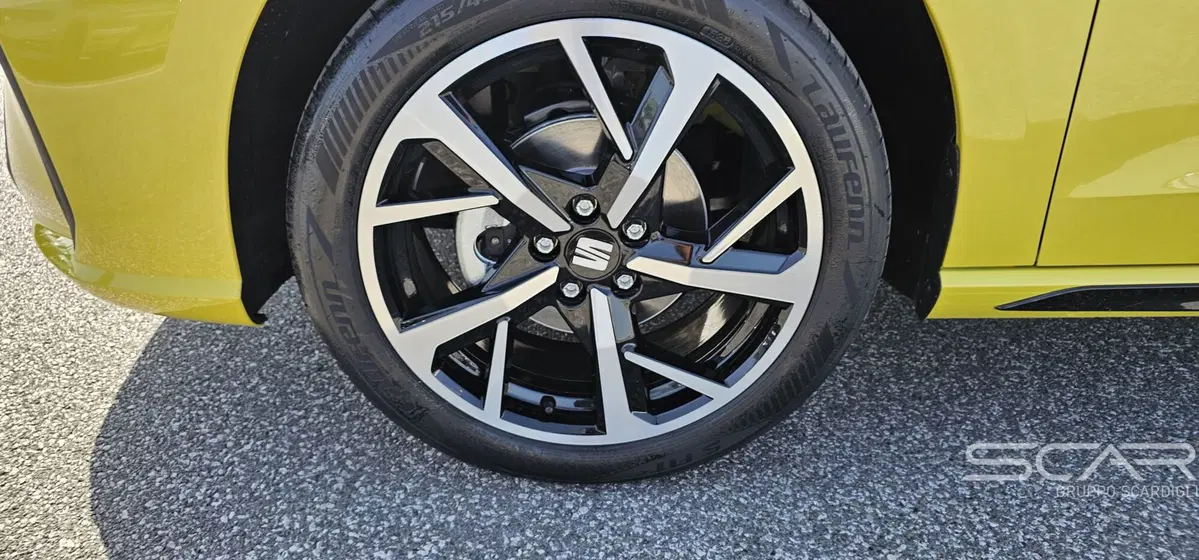 SEAT Ibiza nuova a Livorno (13)