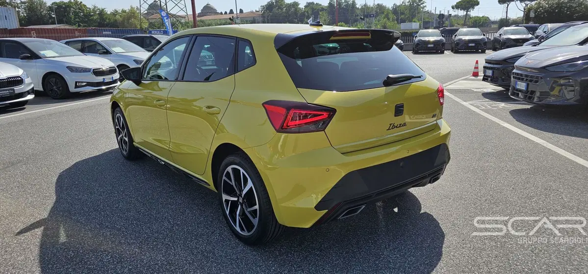 SEAT Ibiza nuova a Livorno (3)