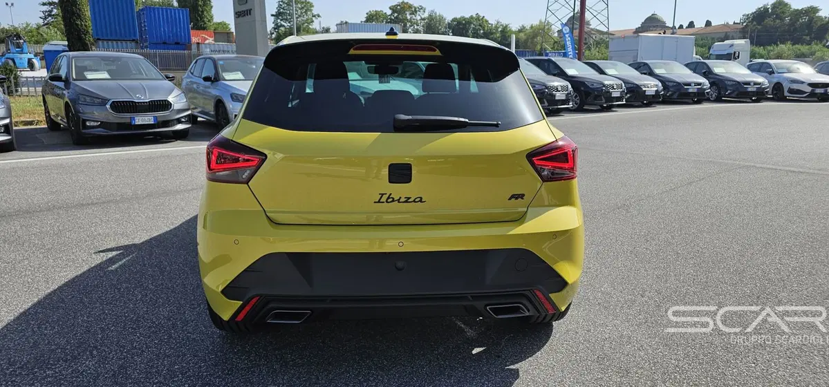 SEAT Ibiza nuova a Livorno (4)