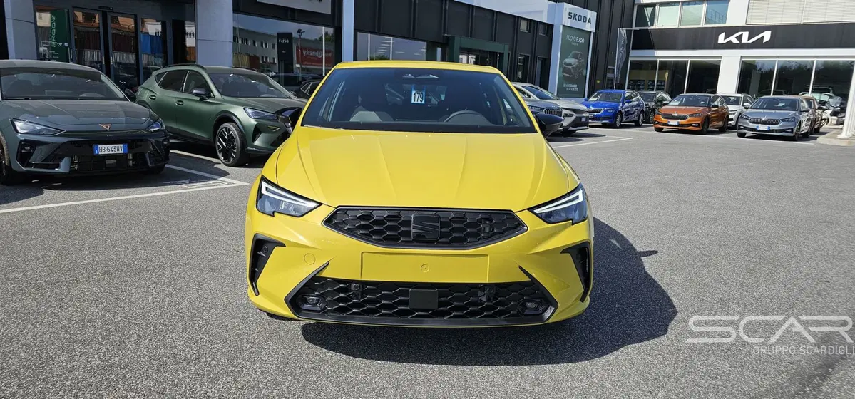 SEAT Ibiza nuova a Livorno (8)