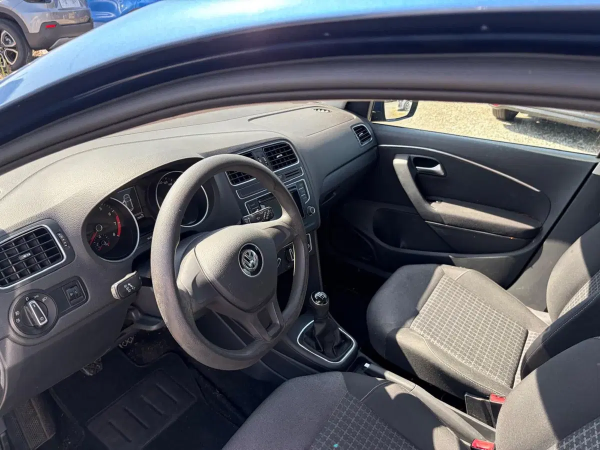 Volkswagen Polo usata a La Spezia (13)