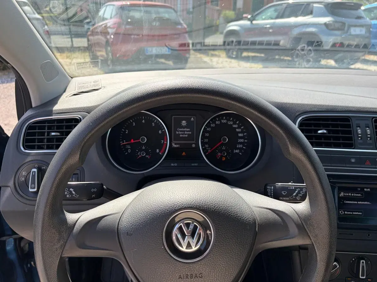 Volkswagen Polo usata a La Spezia (17)