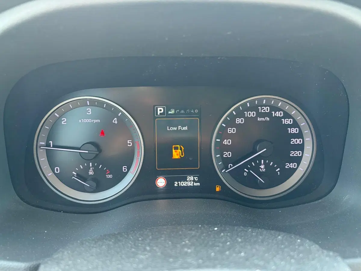 Hyundai Tucson usata a La Spezia (17)