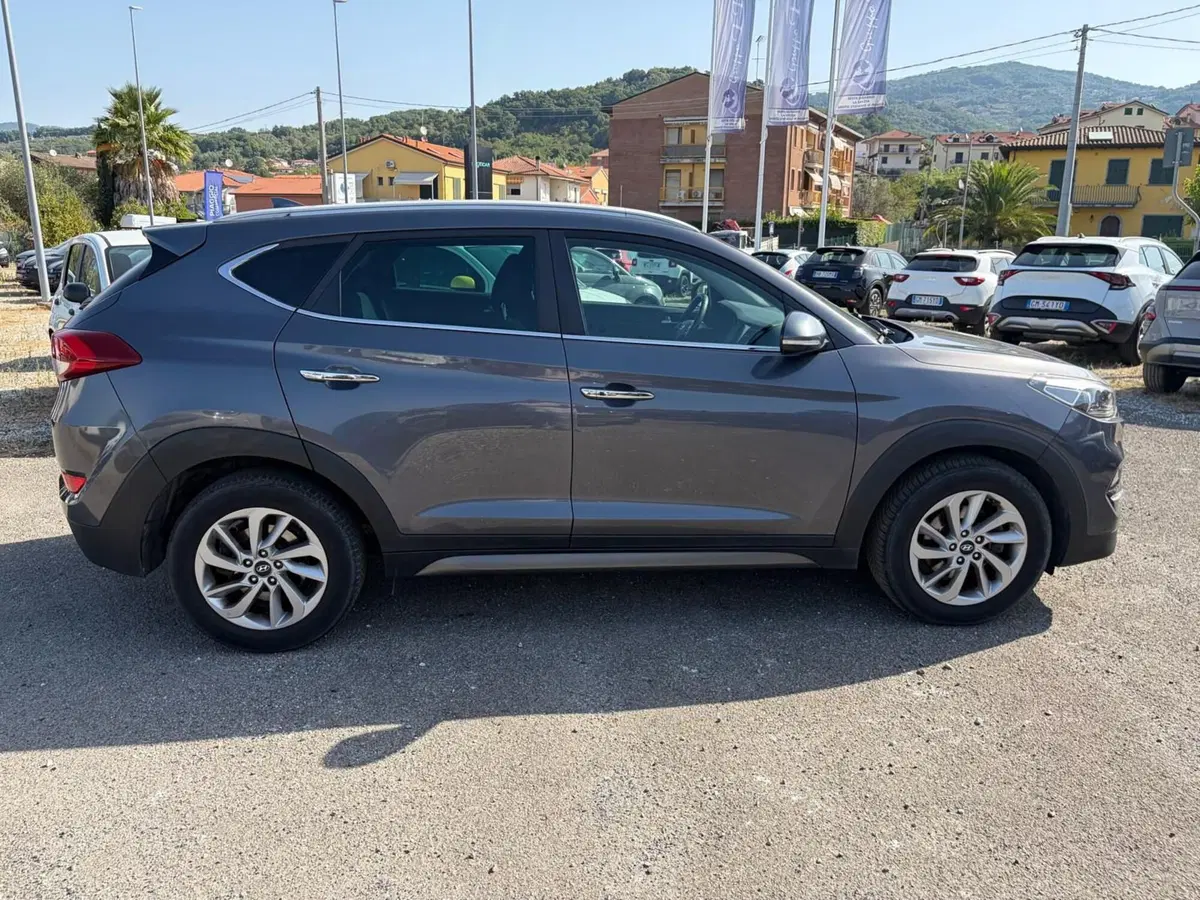 Hyundai Tucson usata a La Spezia (8)
