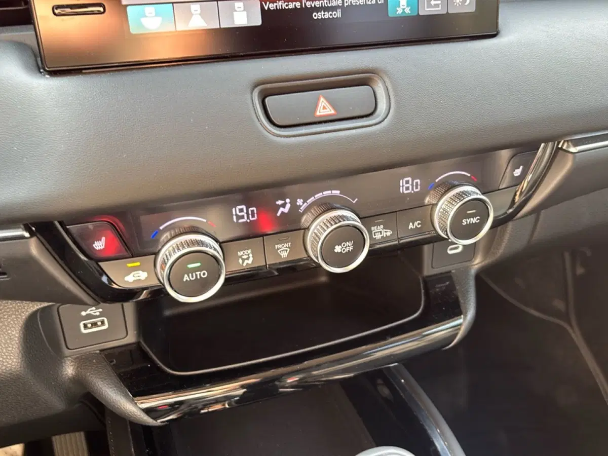 Honda HR-V usata a Bologna (14)