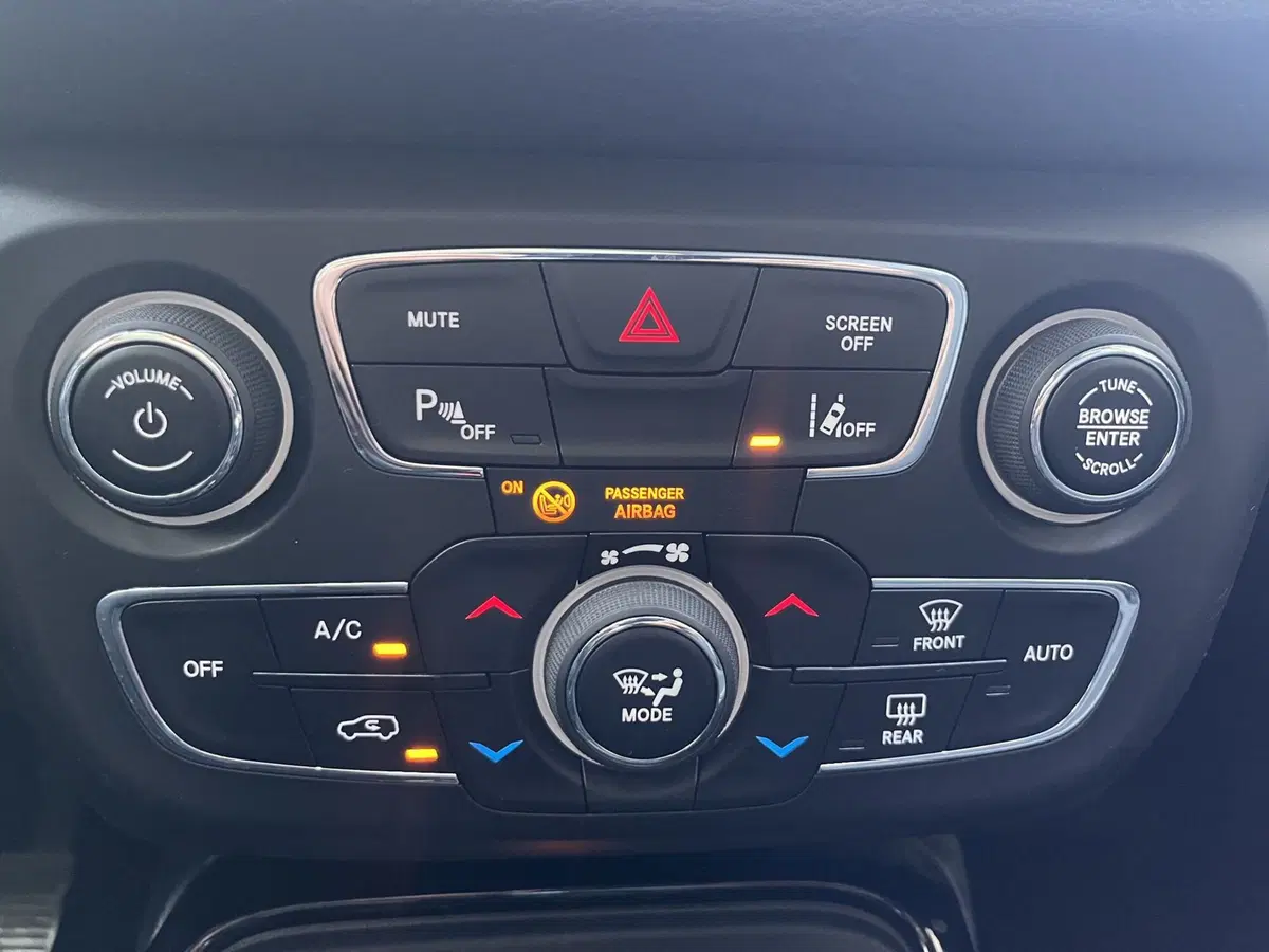 Jeep Compass usata a Modena (15)