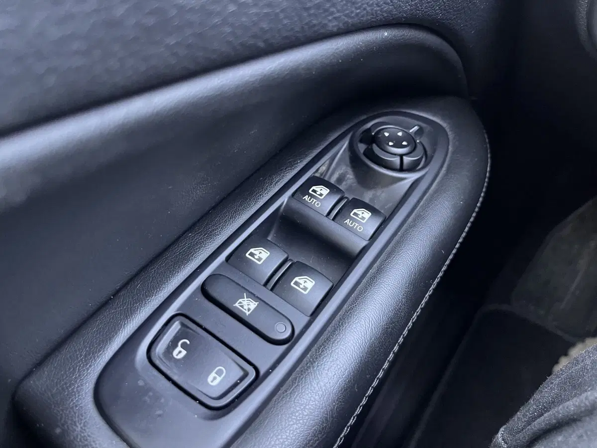 Jeep Compass usata a Modena (16)