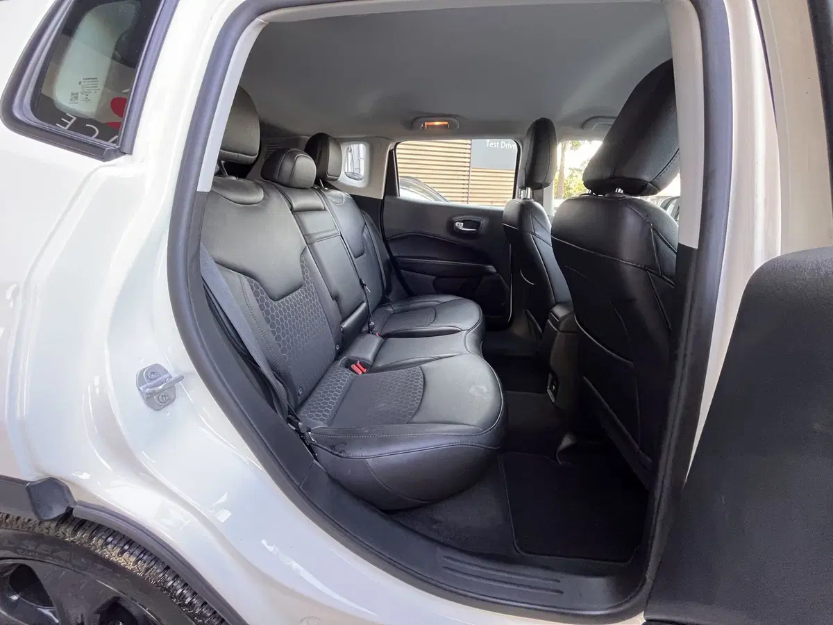 Jeep Compass usata a Modena (9)