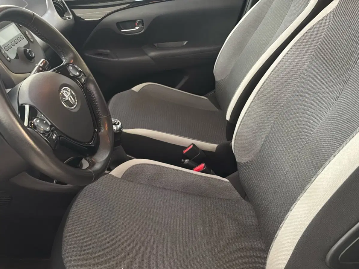 Toyota Aygo usata a Bologna (7)