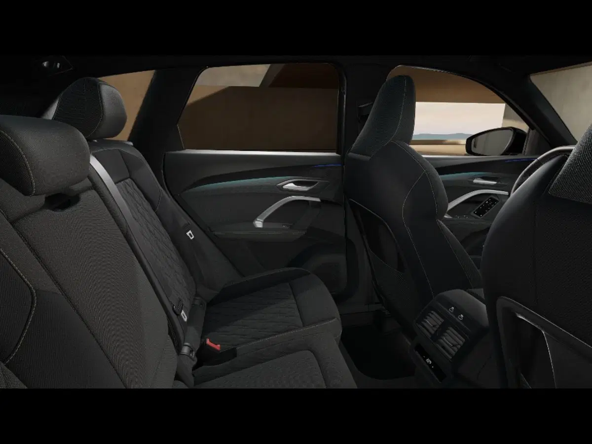 Audi Q5 nuova a Livorno (10)