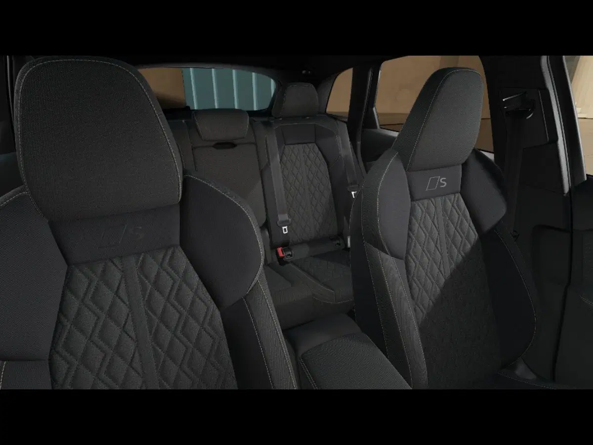 Audi Q5 nuova a Livorno (11)