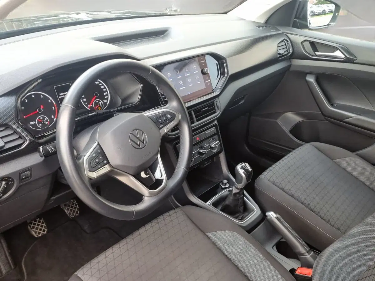 Volkswagen T-Cross usata a Pisa (6)
