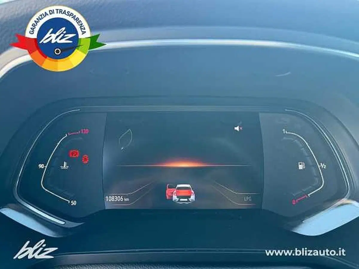 Renault Captur usata a Udine (15)