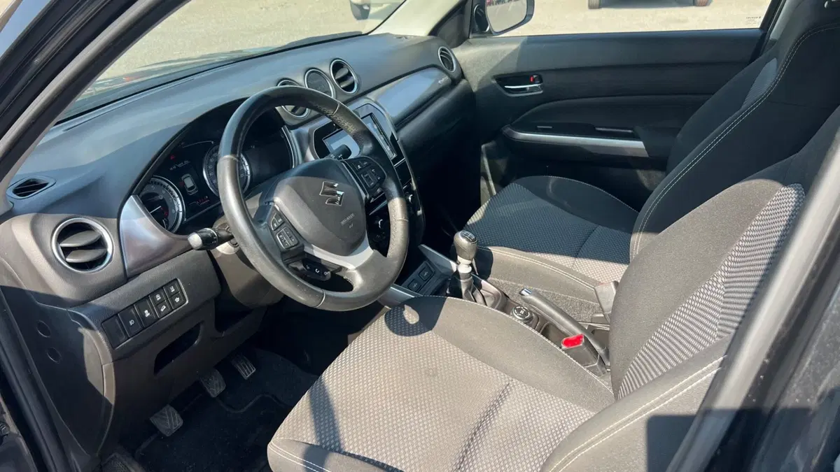 Suzuki Vitara usata a Alessandria (10)