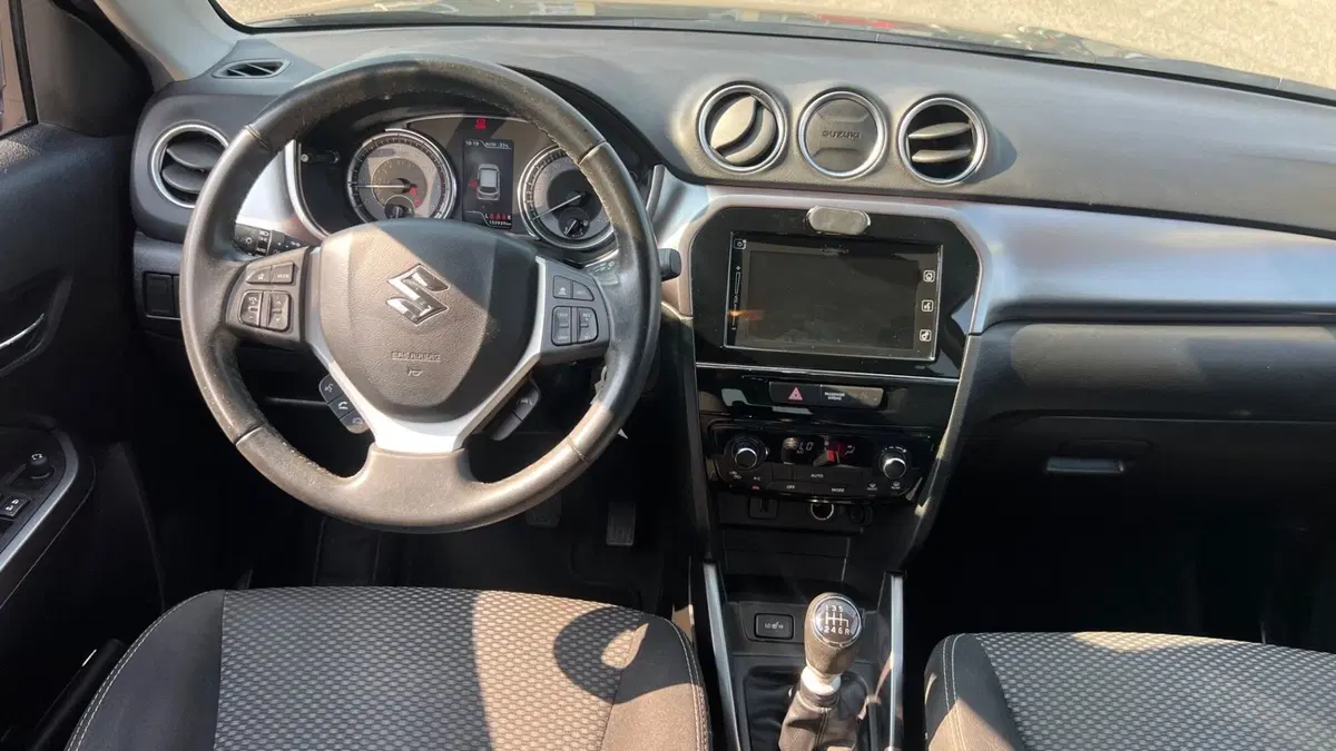 Suzuki Vitara usata a Alessandria (9)