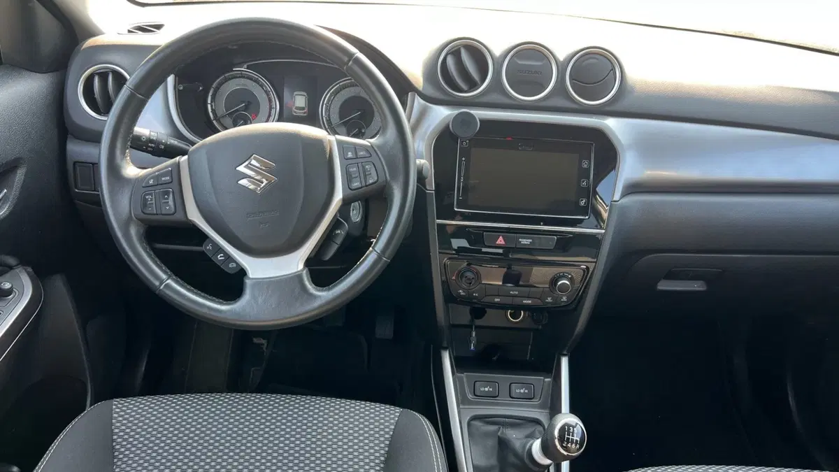 Suzuki Vitara usata a Alessandria (8)