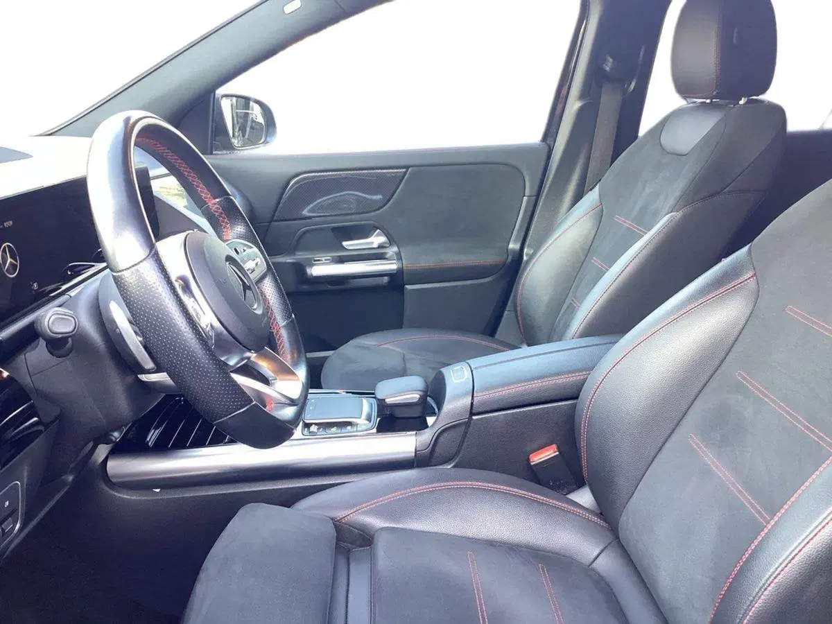 Mercedes-Benz GLA SUV usata a Foggia (10)