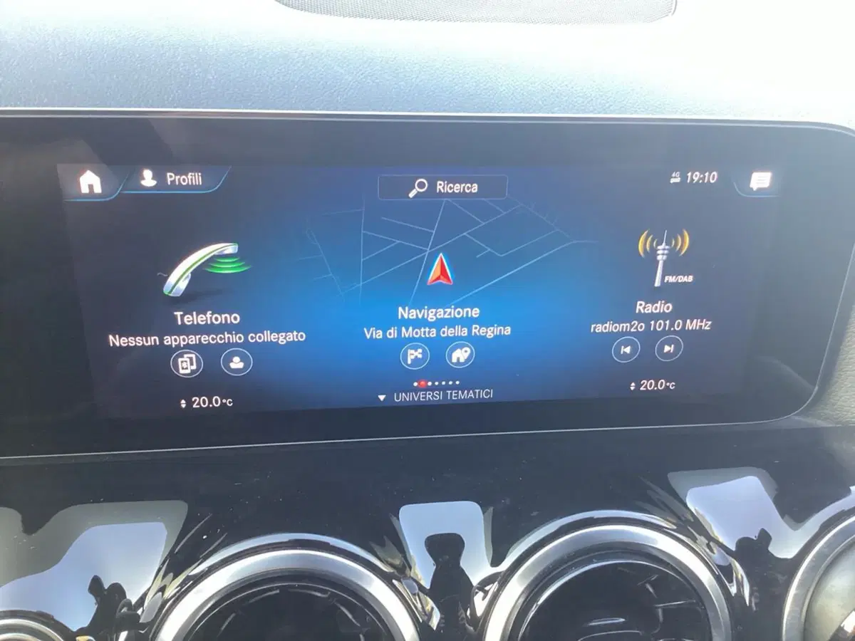 Mercedes-Benz GLA SUV usata a Foggia (12)